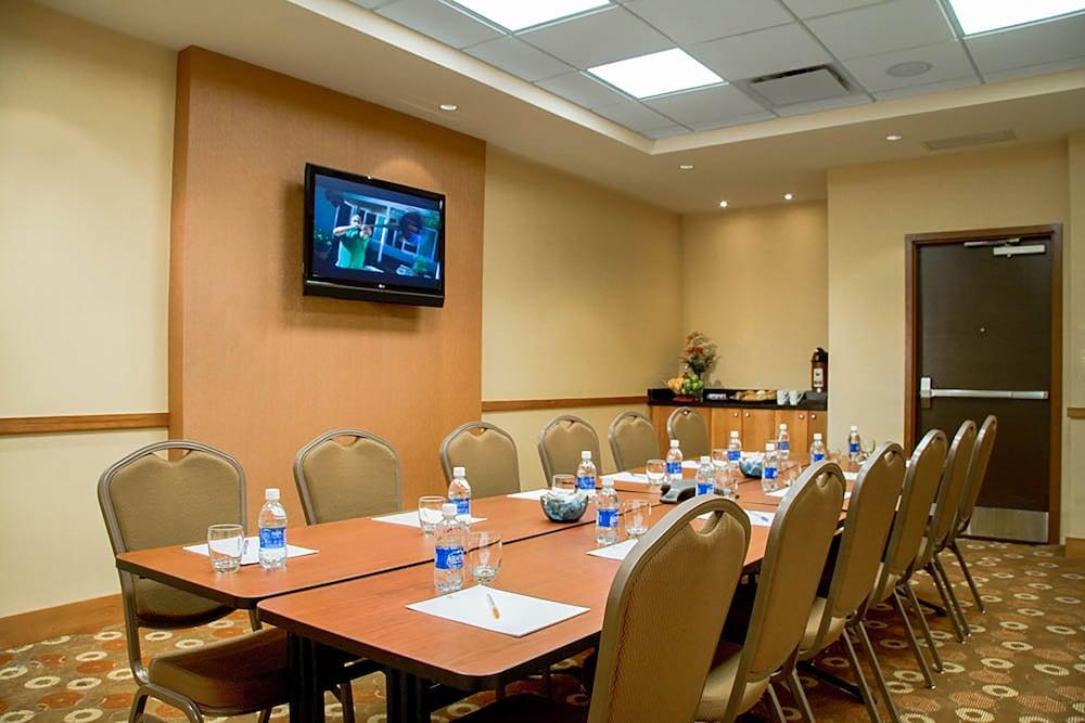Hyatt Place South Bend/Mishawaka Екстериор снимка